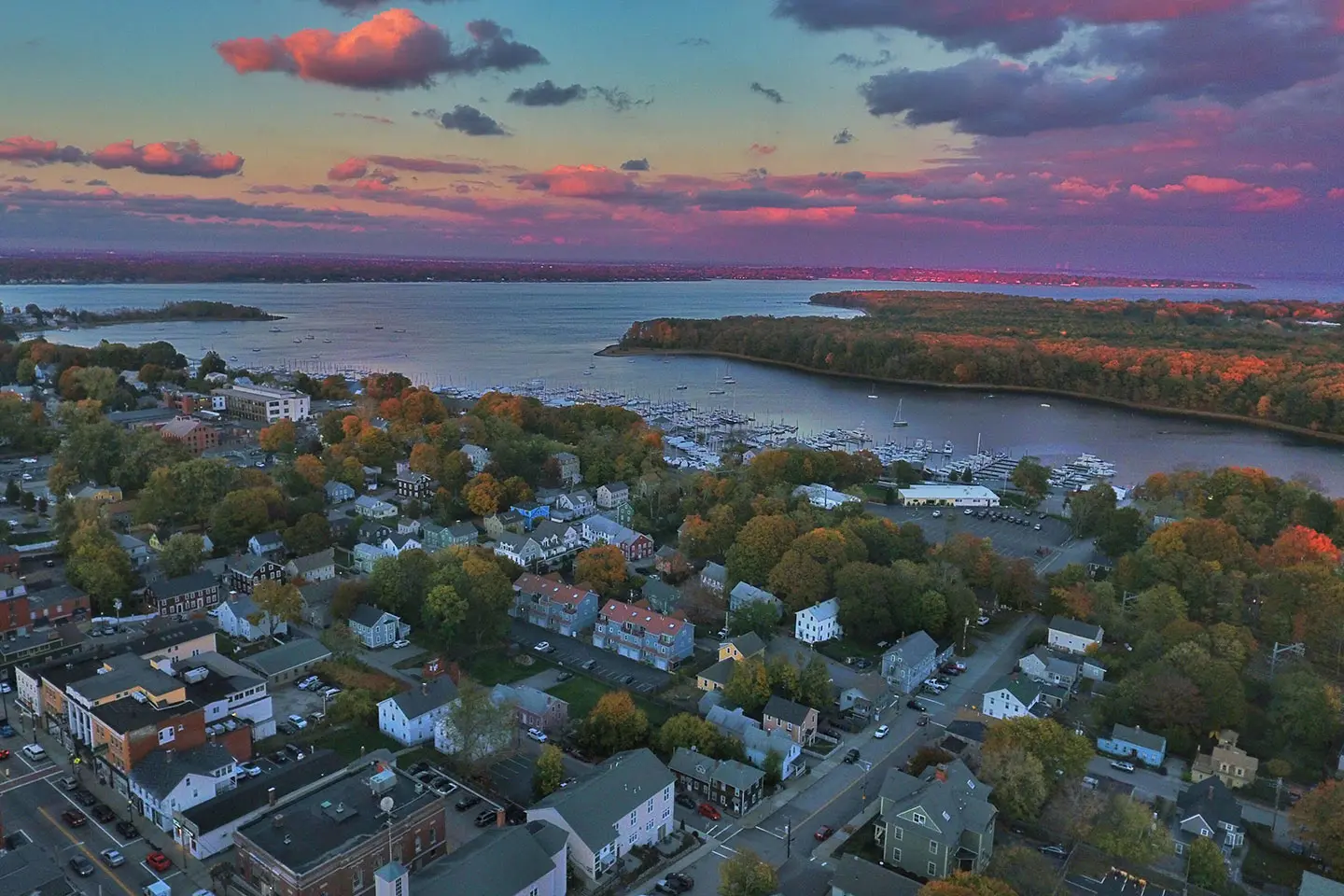 Join REMAX in Northern Rhode Island